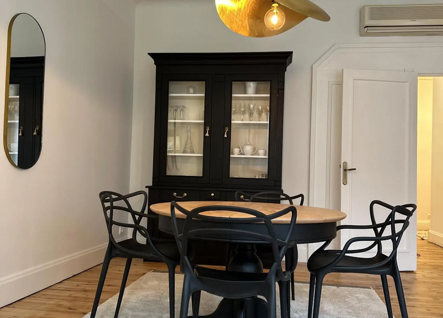 Appartement Eugenie Vichy 0*,